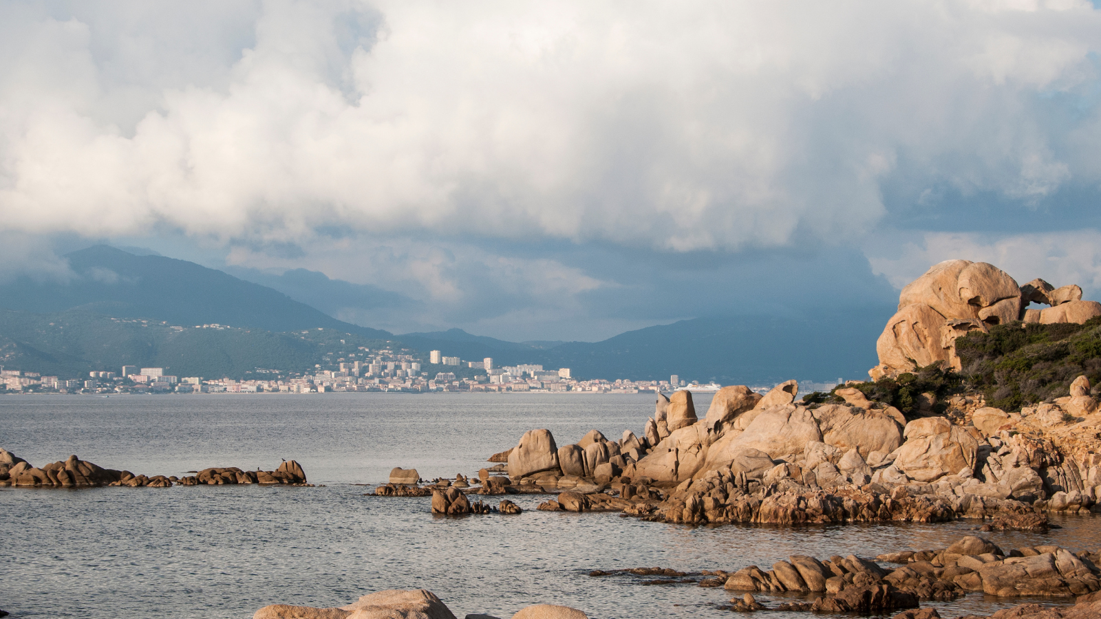 Zone d’intervention – Paysagiste en Corse-du-Sud | Vista Paysage
